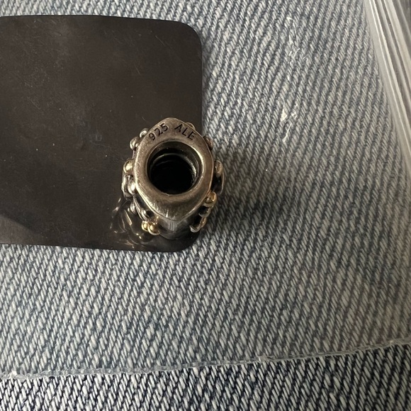 Pandora starburst charm - Picture 3 of 4